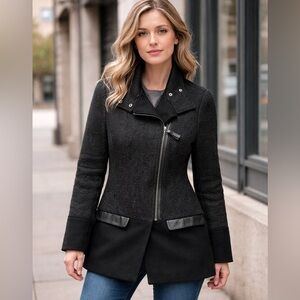 Mackage Luxury Wool and cashmere blend Asymmetrical Zip – Leather Trim – Size M